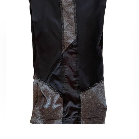 AVIA crop leggings with color block/ mesh inserts - Picture 6 of 6